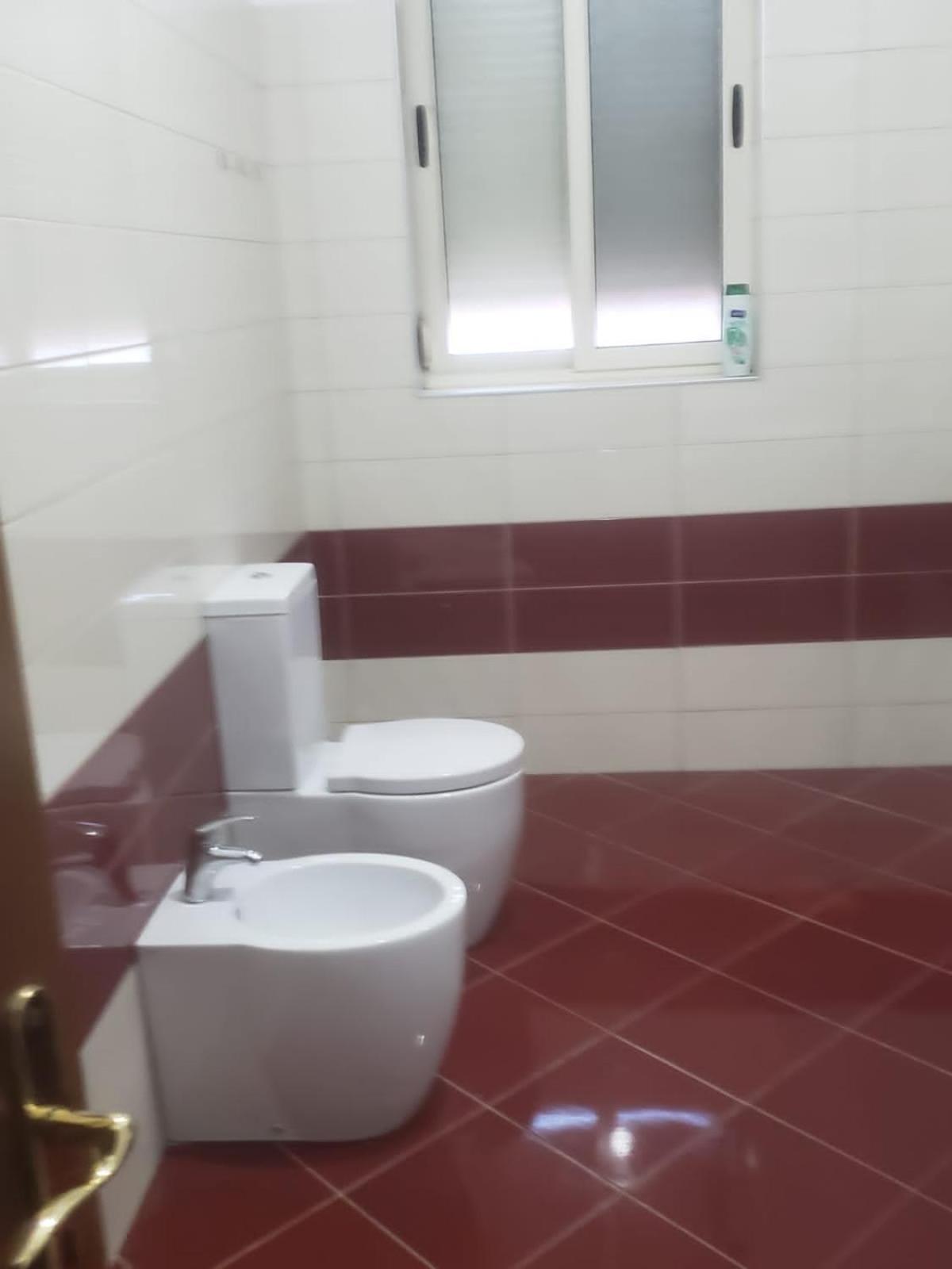 Hostel Oakland Тирана Екстериор снимка