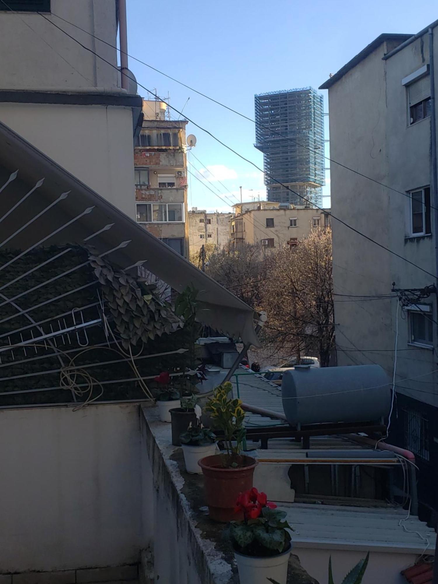 Hostel Oakland Тирана Екстериор снимка